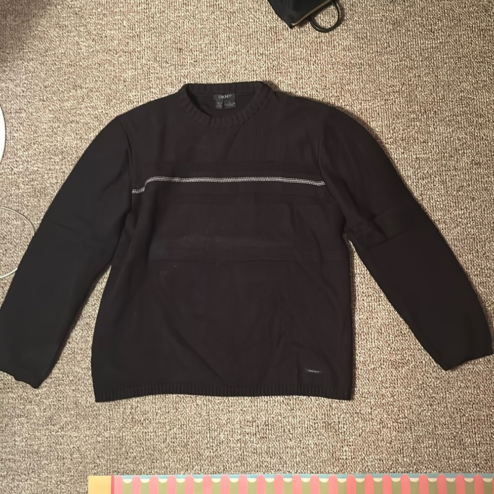 Mans DKNU sweater. New. Never worn
